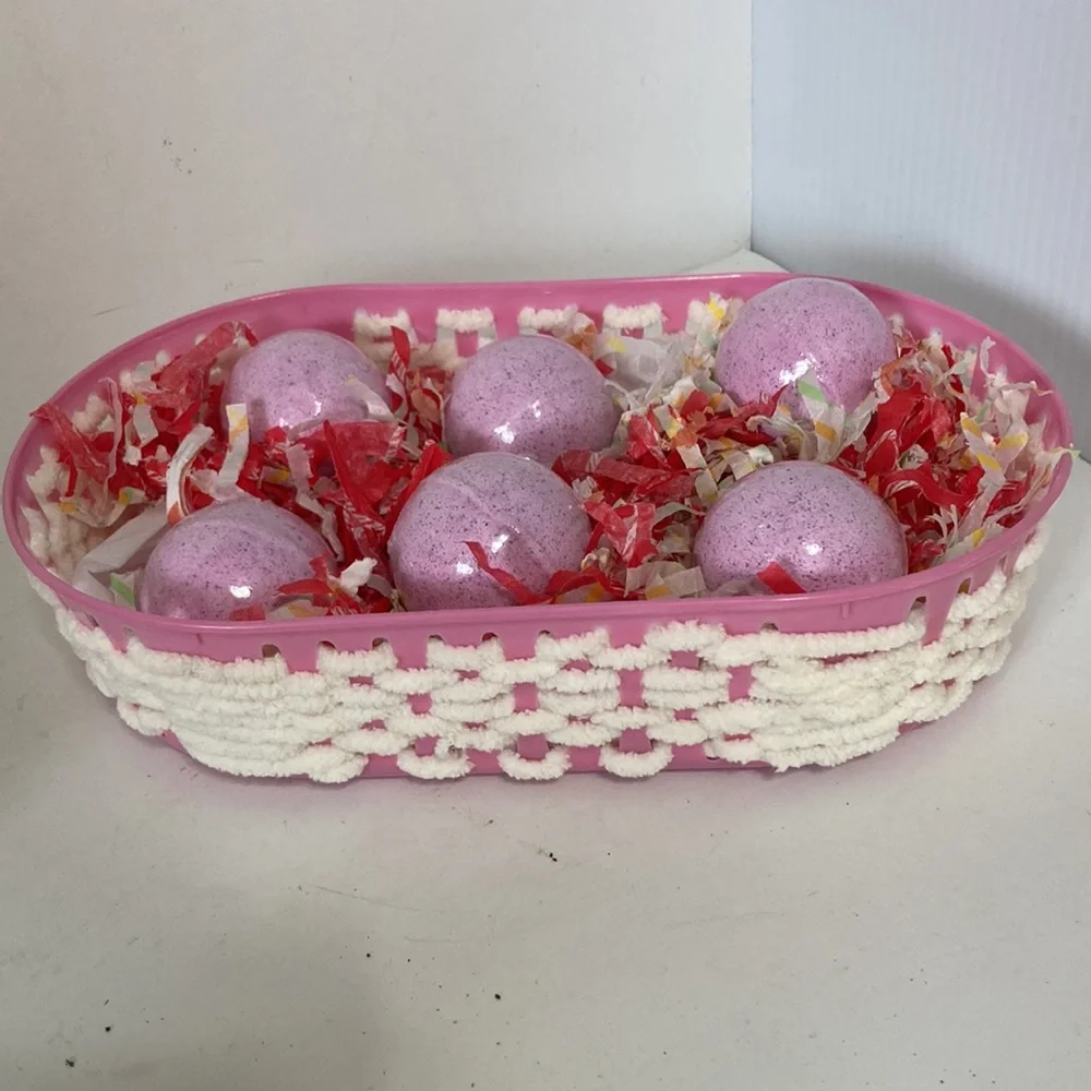 Lavender Chamomile Luxurious Bath Bombs Fizzers and Basket Gift Set of 6 Bombs